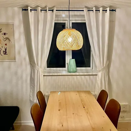 5 Minute Walk To Lego House - 50m2 - Unit A - Garden On Site * Billund